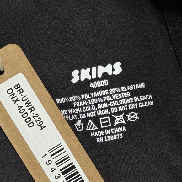 Skims FITS EVERYBODY TSHIRT BRA Onyx Black 40DDD NWT - Picture 3 of 3